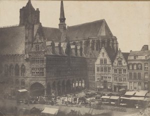 Ypres में मार्केट स्क्वायर, ca. 1851. द्वारा संभवतः लुई डिज़ायर ब्लैंक्वार्ट एवार्ड द्वारा।