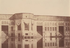 [शाह का ग्रीष्मकालीन निवास क़स्र, इमरात-ए ज़ोरुजी, तेहरान, ईरान], 1840-60 के दशक। द्वारा संभवतः लुइगी पेस द्वारा।