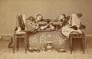 [अफीम धूम्रपान करने वालों], 1870 के दशक। द्वारा पुन लून