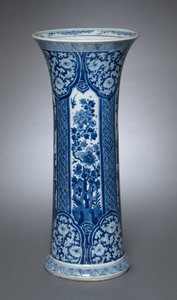 आवरण के साथ फूलदान, 1662-1722 द्वारा किंग राजवंश चीनी स्कूल