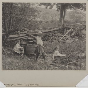 वाशिंगटन, मैसाचुसेट्स, जुलाई 22, 1890, 1890। द्वारा रॉबर्ट स्टुअर्ट रेडफ़ील्ड