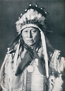 उनके युद्धपोत, 1912 में एक Sioux प्रमुख