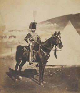 कॉर्नेट हेनरी जॉन विल्किन, 11 वीं (या प्रिंस अल्बर्ट्स ओन) हुसर्स, 1855 द्वारा रोजर फेंटन