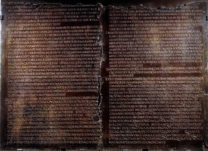 क्लॉडिएन टेबल: क्लाउड द्वारा भाषण (क्लॉडियस या क्लोडियो द्वारा उपन्यास