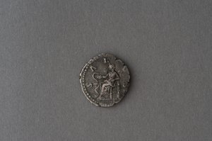Faustina के Denarius (चांदी) द्वारा उपन्यास