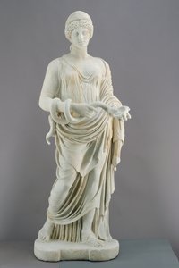 हाइजीया, c.170 ईस्वी (संगमरमर) द्वारा उपन्यास