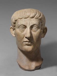 सम्राट कॉन्सटेंटाइन I का मार्बल पोर्ट्रेट हेड, c.325–370 AD (संगमरमर) द्वारा उपन्यास