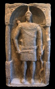रोमन टॉम्बस्टोन एक हैमियान (सीरियाई) आर्चर का चित्रण करते हुए, c.125-40 ईस्वी