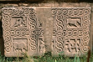 नक्काशीदार सजावट, उच्च शाही अवधि (27 ई.पू.-395 ईस्वी) के साथ वास्तुकला का टुकड़ा (विवरण 267012 देखें) द्वारा रोमन इंपीरियल काल
