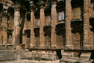 Bacchus का मंदिर, विस्तार, उच्च शाही अवधि (27 ई.पू.-395 ईस्वी) द्वारा रोमन इंपीरियल काल