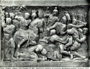 आर्क ऑफ कॉन्सटेंटाइन, रोमन फोरम (संगमरमर) में स्थित बड़े ट्रोजन फ्रिज़ का विवरण द्वारा रोमन रोमन