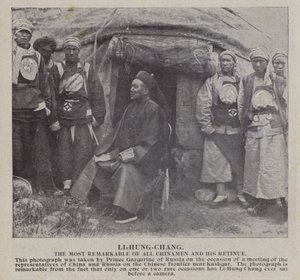 ली-हंग-चांग, सभी चीनियों और उनके रेटिन्यू में सबसे उल्लेखनीय (बी / डब्ल्यू फोटो) द्वारा रूसी फोटोग्राफर