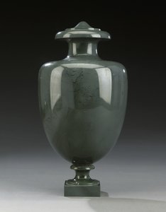 कल्कन vases, पीटरहॉफ की एक जोड़ी, c.1800 द्वारा रूसी स्कूल