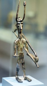 एक योद्धा की कांस्य मूर्ति, c.1800-1200 ईसा पूर्व (कांस्य) द्वारा सार्डिनिया नूरजिक सभ्यता