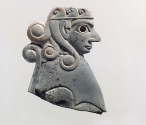 फर्नीचर पट्टिका: हाथोर-शैली के कर्ल के साथ मादा स्फिंक्स, c.18 वीं शताब्दी ईसा पूर्व (हिप्पोपोटामस हाथीदांत) द्वारा स्कूल अनातोलियन