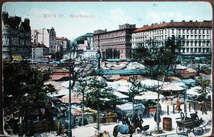 वियना में नैशमार्क (खाद्य बाजार) को दर्शाने वाला पोस्टकार्ड, c.1915 (कलर लिथो)
