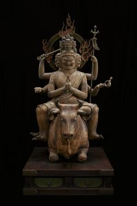 विस्मय किंग ऑफ एव-इंस्पायरिंग पावर (डायटोकु माय () (क्रिस्टल, सोने की पत्ती और धातु के साथ पॉलीक्रोमेड लकड़ी) द्वारा जापानी स्कूल