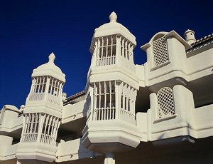 मरीना में मकान (फोटो) द्वारा स्कूल स्पेनिश
