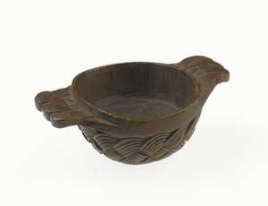क्वाइच, टू-लग्ड, वुडन हाइलैंड बाउल या पीने का बर्तन, c.1700 (लकड़ी) द्वारा स्कॉटिश स्कूल