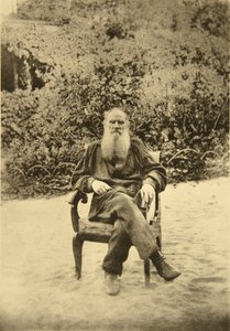 रूसी लेखक लियो टॉल्स्टॉय, यास्नाया पोलीना, तुला के पास, रूस, 1890 के दशक में द्वारा सोफिया एंड्रीवाना टॉल्स्टया