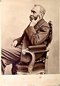 अल्फ्रेड नोबेल (1833-1896), एटेलजे फ्लोरमैन, स्टॉकहोम द्वारा। एल्बुमिन फोटो