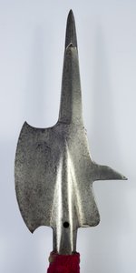 Halberd (स्टील, पीतल और लकड़ी के वस्त्र) द्वारा स्विस स्कूल