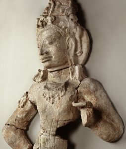 कु बुआ, दावरावती अवधि (टेराकोटा) से बोधिसत्व द्वारा थाई स्कूल