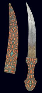 तुर्क खंजर, १८वीं सदी का पहला भाग (सोना दमिश्क, मूंगा और फ़िरोज़ा) द्वारा तुर्की स्कूल