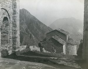  द्वारा उगो मोनेरेट डी विलार्ड