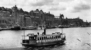 Djurgarden, स्टॉकहोम, स्वीडन, c1923 के द्वीप के रास्ते पर एक नौका द्वारा अज्ञात