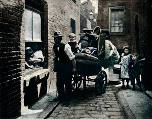 स्लमोपोलिस, लंदन में एक कदम, c1901 1901 द्वारा अज्ञात
