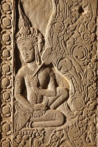 अंगकोर वाट, सिएम रीप, कंबोडिया में अप्सरा नर्तकी नक्काशी द्वारा अज्ञात