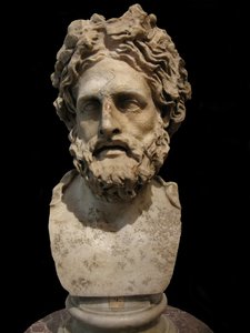Asclepius, चिकित्सा और उपचार के देवता। Phyromachos द्वारा ग्रीक प्रतिमा की रोमन प्रति, 2 वीं शताब्दी ई.पू. द्वारा अज्ञात
