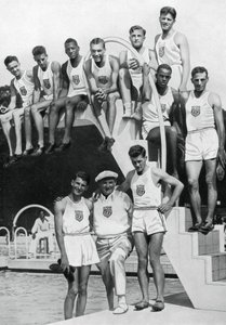 1932, 1932, यूएस ओलंपिक ट्रायल में एथलीट द्वारा अज्ञात