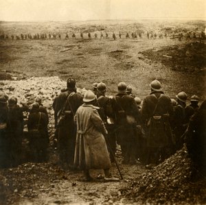दिसंबर 1916, उत्तरी फ्रांस के डौमोंट में हमला द्वारा अज्ञात