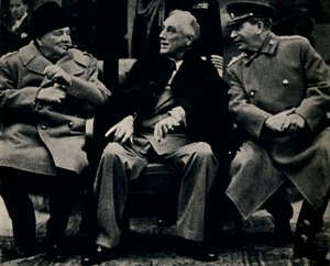 क्रीमिया में बड़ा तीन सम्मेलन, फरवरी 1945। द्वारा अज्ञात