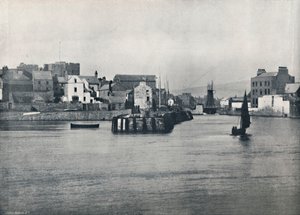 कास्टलेटाउन - पियर से, रुसेन के महल को दिखाते हुए, 1895 द्वारा अज्ञात
