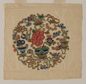 कट आउट मोटिफ़ नीडलवर्क, चीन, किंग राजवंश 1644-1911, 19वीं सदी। द्वारा अज्ञात