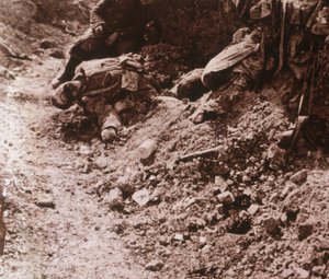 शव, ब्यूसेजोर, उत्तरी फ्रांस, c1914-c1918 द्वारा अज्ञात
