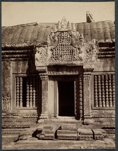 डोरवे इनर एनक्लोजर, अंगकोर वाट, कंबोडिया, सी। 1880। द्वारा अज्ञात