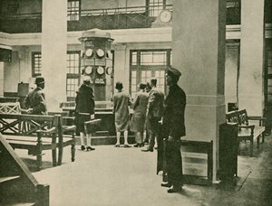 एंट्रेंस हॉल, लंदन एयर स्टेशन, 1927 द्वारा अज्ञात