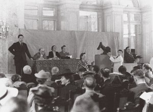 लुसेर्न, 1939 में फिशर नीलामी डीगनेट आर्ट द्वारा अज्ञात