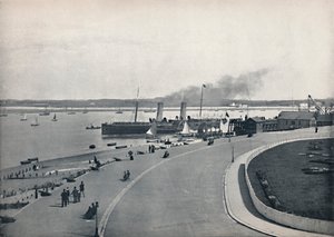 फ्लीटवुड - द प्रोमेनेड: आइल ऑफ मैन स्टीमर का प्रस्थान, 1895 द्वारा अज्ञात