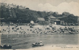 Folkestone। समुद्र तट और लिफ्ट, 19 वीं सदी के अंत में द्वारा अज्ञात