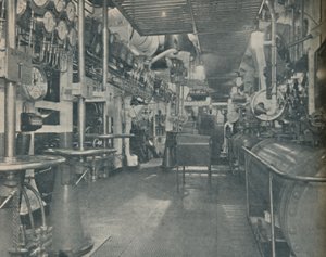 कंट्रोल प्लेटफॉर्म, 1936 के साथ ब्रिटेन की महारानी का फारवर्ड इंजन-रूम द्वारा अज्ञात