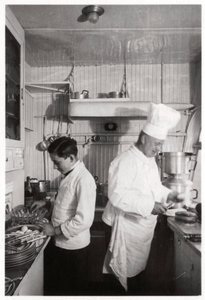 गैली, ज़ेपेलिन एलजेड 127 ग्रेफ़ ज़ेपेलिन, 1933 द्वारा अज्ञात