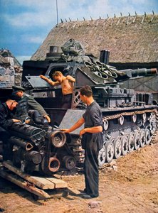 जर्मन सैनिकों ने फ्रांस पर कब्जा कर लिया, 1943 द्वारा अज्ञात