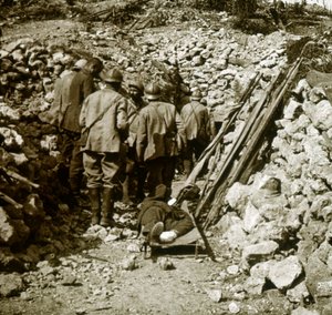 जर्मन घायल, c1914-c1918 द्वारा अज्ञात