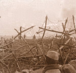खाइयों से निकलने वाले जर्मन, मैसिज, उत्तरी फ्रांस, c1914-c1918। द्वारा अज्ञात