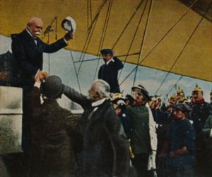 ज़ेपेलिन की गणना 1838-1917, 1934। द्वारा अज्ञात